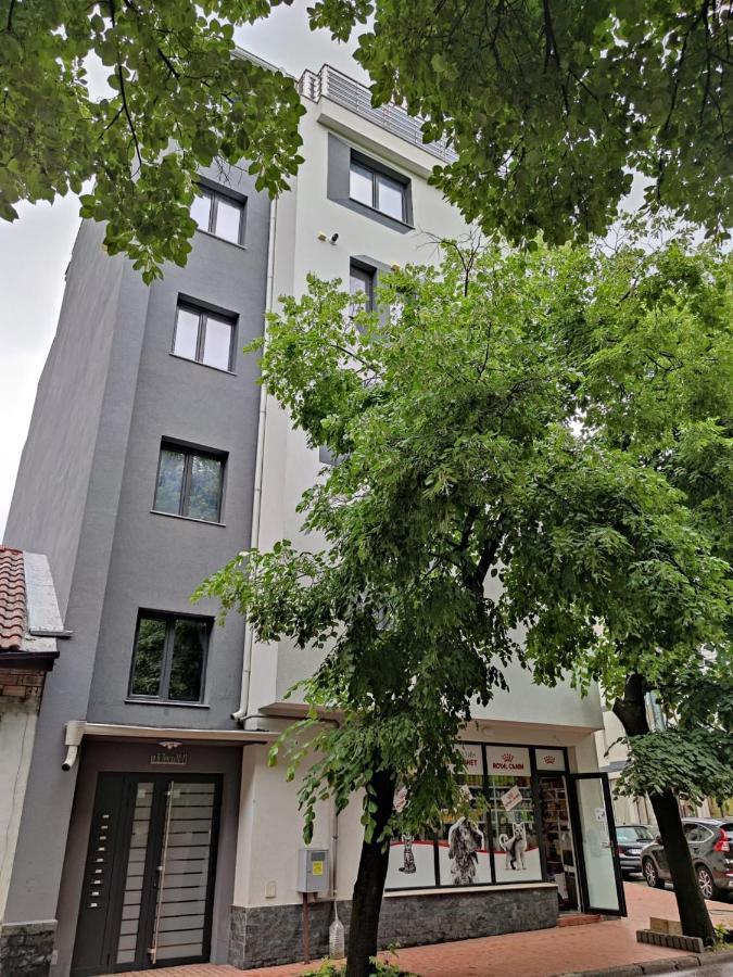 Flowers Apartment Dobrich Buitenkant foto